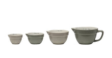 Simple Baker Measuring Cups