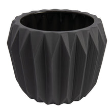 Between the lines - Fluted Planter