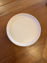 Logan Salad Plate (2 Colors)