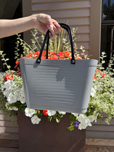 Hinza Small Tote, Six colors