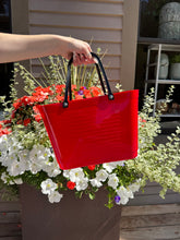 Hinza Small Tote, Six colors