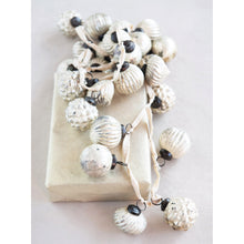 Ornament Garland, Distressed Matte Cream