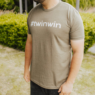 #twinwin T-Shirt